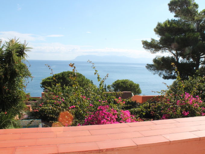 2015 09 11 10.21.24 680x510 - Villa in vendita a Scopello a pochi metri dal mare