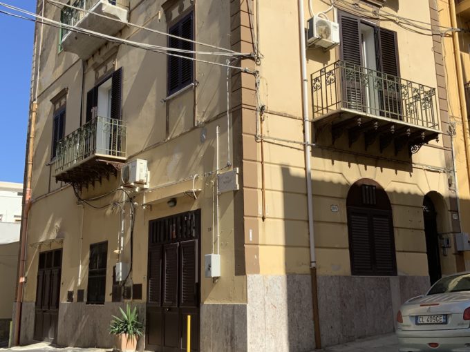 Appartamento in vendita a Castellammare del Golfo - via Roma Appartamento in vendita a Castellammare del Golfo - via Roma IMG 1075 680x510 - Appartamento in vendita a Castellammare del Golfo - via Roma