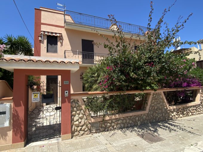 Villa con terreno in vendita a San Vito Lo Capo Villa con terreno in vendita a San Vito Lo Capo IMG 1497 680x510 - Villa con terreno in vendita a San Vito Lo Capo