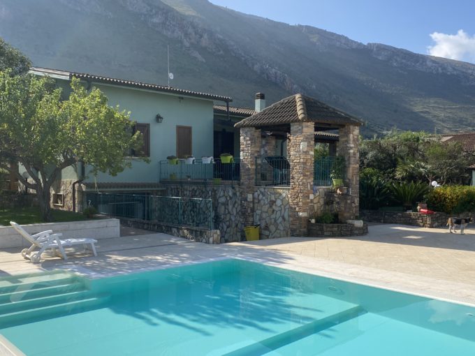 Villa con piscina Castellammare del Golfo - Fraginesi Villa con piscina Castellammare del Golfo - Fraginesi IMG 2790 680x510 - Villa con piscina Castellammare del Golfo - Fraginesi
