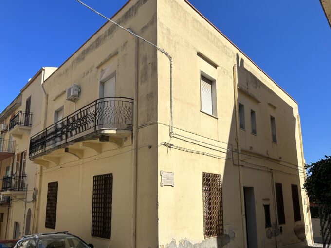 esterno 1  680x510 - Indipendente via Sole, centro storico - Castellammare del Golfo