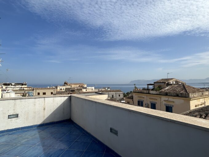 IMG 5827 2 680x510 - Appartamento con terrazza vista mare corso Giuseppe Garibaldi - Castellammare del Golfo